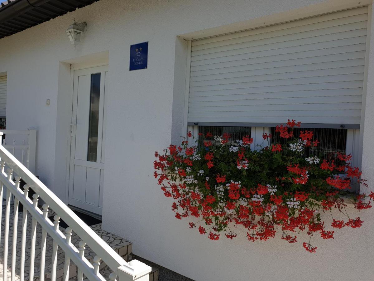 Holiday Home Bulog Sinac Exterior photo