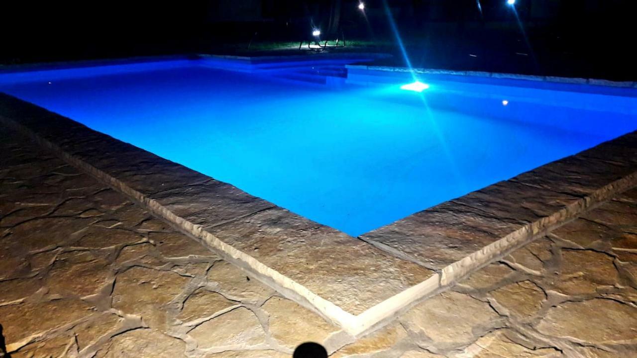Holiday Home Bulog Sinac Exterior photo